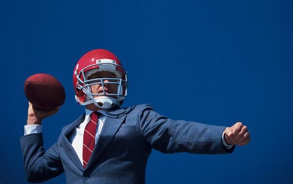 Quarterbacks Command the Game with Mental Resilience
