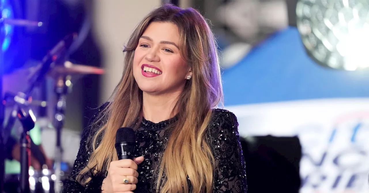 Kelly Clarkson Announces End of Talk Show After Seven Seasons